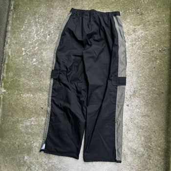 2000S NIKE BAGGY WIDE LEG NYLON CARGO TRACK SWEATPANTS