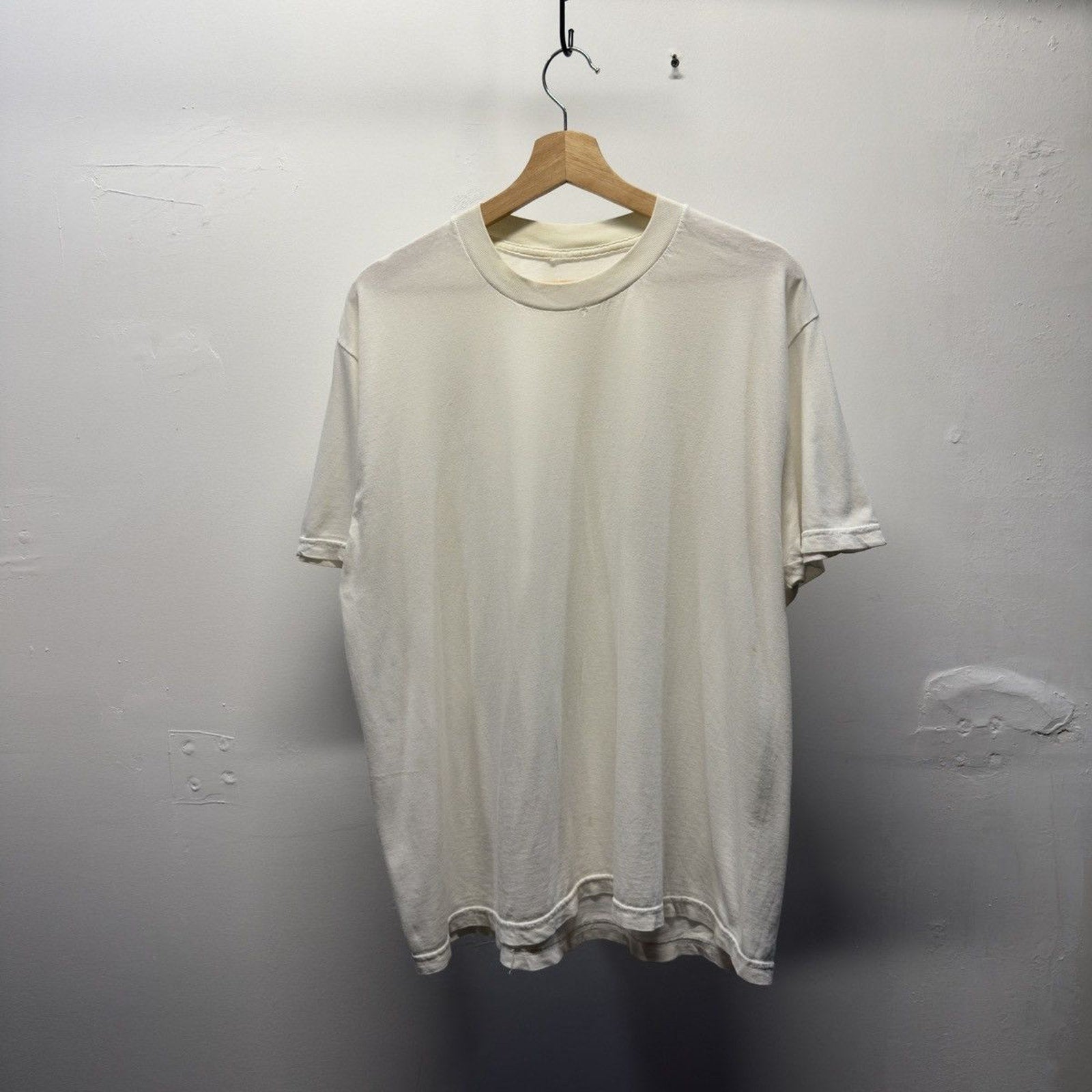 Vintage 1990s Faded Distressed Blank White Tee