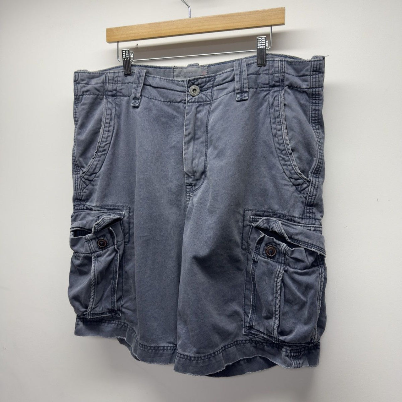 Vintage 2000s American Eagle Heavyweight Faded Cargo Shorts