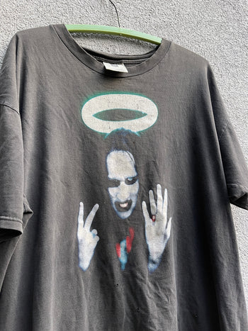 1990s MARILYN MANSON MIDDLE FINGERS TEE