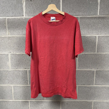 1990s Sun Faded Thrashed Red Blank Tee