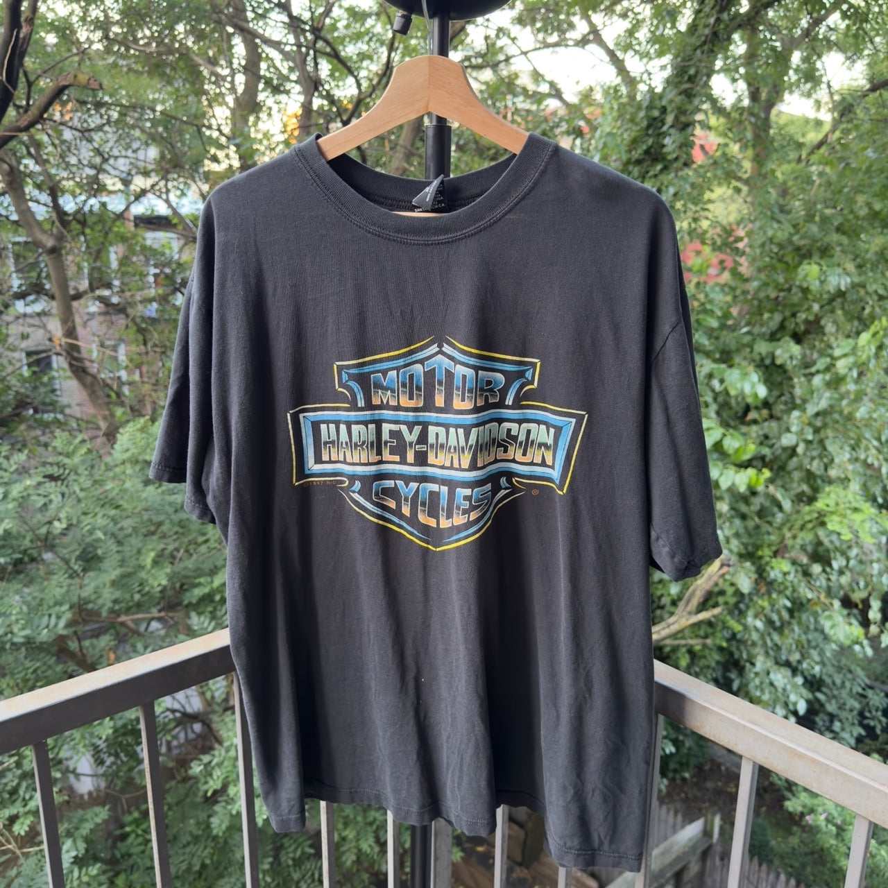 1990s Harley Davidson Faded Chrome Big Logo Tee