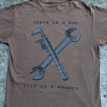 1990s EARTH CRISIS THERE IS A WAR TEE