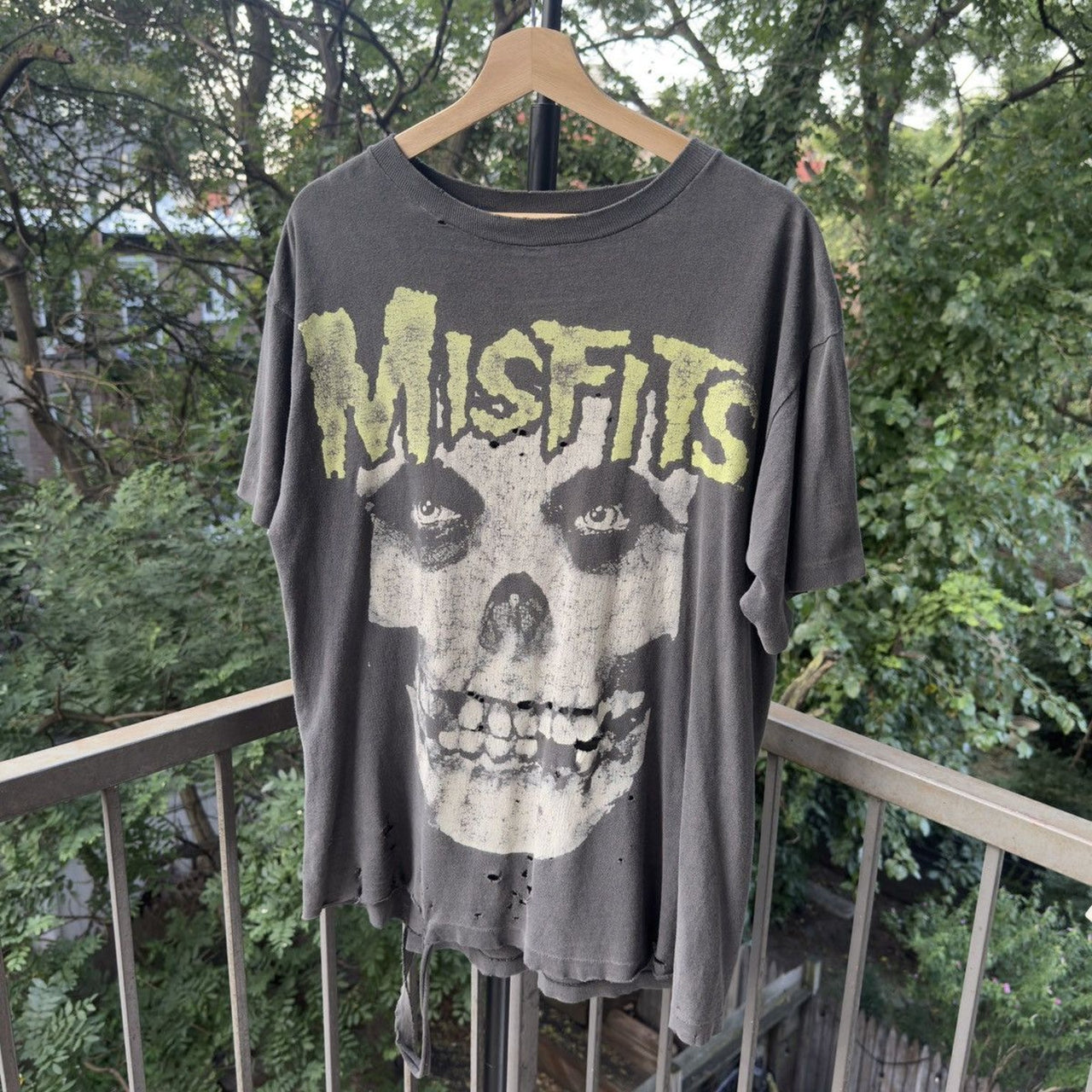 1990s Misfits Crimson Skull Thrashed Band Tee