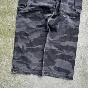 2000S PHYS SCI BAGGY WIDE LEG SKATER CAMO PANTS