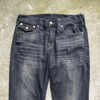 TRUE RELIGION RICKY STRAIGHT FLAP EARTHWORM DENIM JEANS