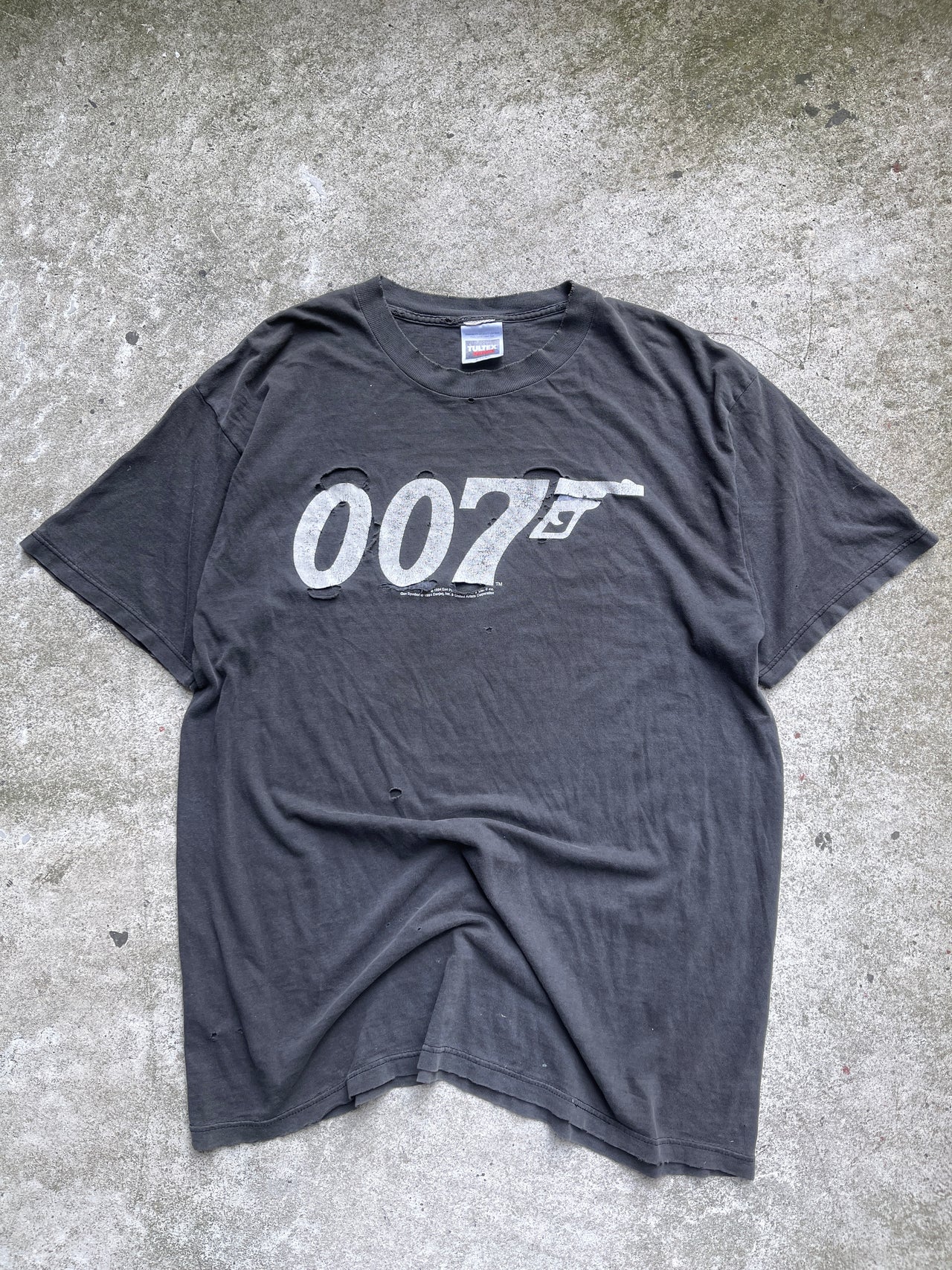 1990s THRASHED 007 JAMES BOND MOVIE TEE