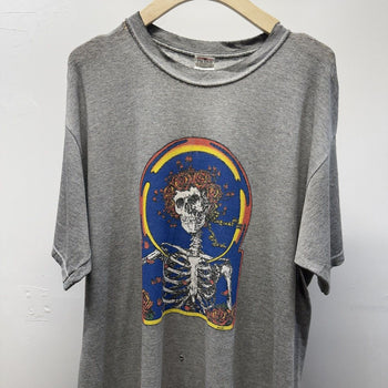 Vintage 2000 Faded Distressed Grateful Dead Skull Roses Band Tee