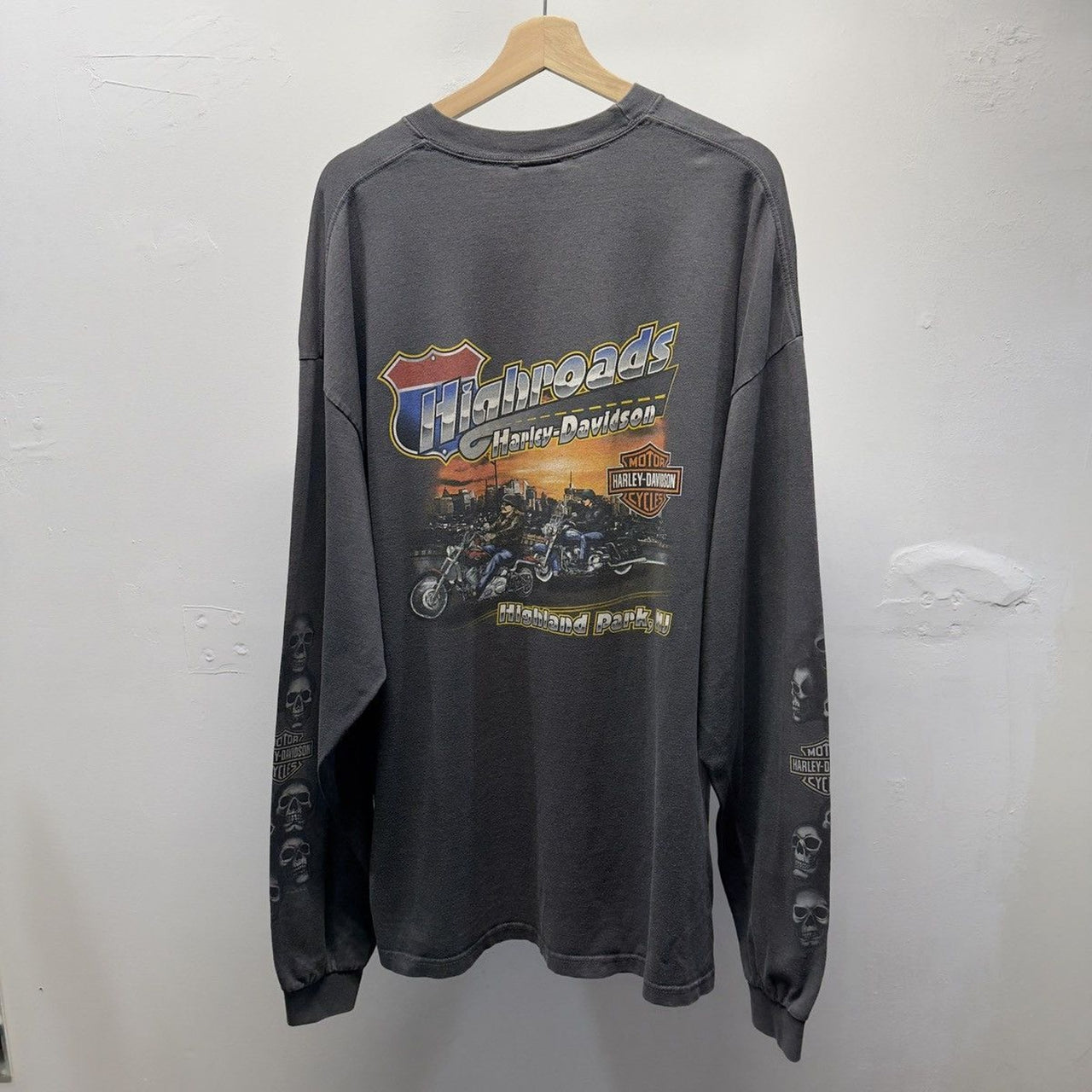 Vintage 2000s Harley Davidson Faded Skull Longsleeve Tee