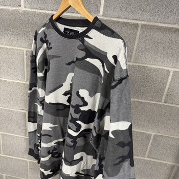 2000s Snow Camo Thermal Longsleeve Shirt