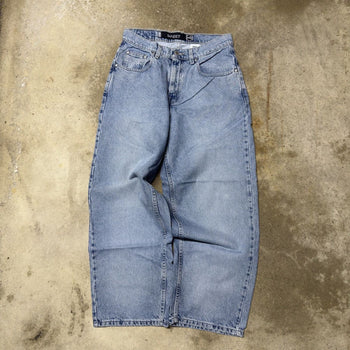 1990S LEVI'S SILVERTAB BAGGY LIGHT WASH FADED DENIM SKATER JEANS