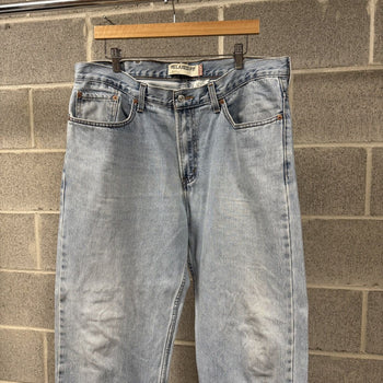 2000s Levi's 550 Baggy Thrashed Faded Jeans