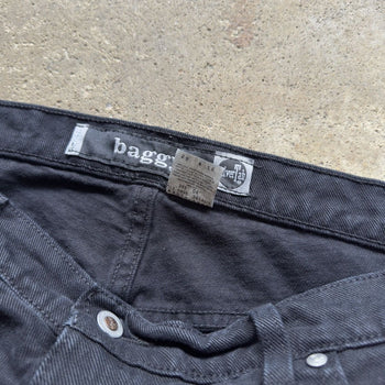 1990S LEVI’S SILVERTAB BLACK BAGGY DENIM SKATER JEANS