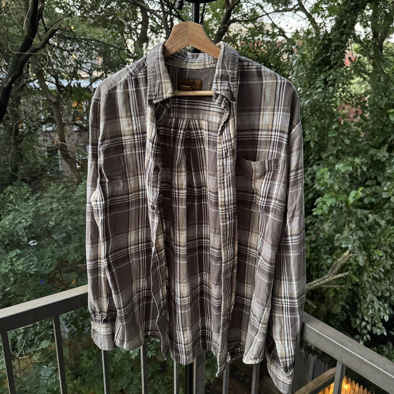 2000s Faded Green Plaid Flannel Shirt