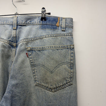 Vintage 2000s Levi's 550 Relaxed Jeans Faded Distressed