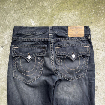 TRUE RELIGION RICKY STRAIGHT FLAP EARTHWORM DENIM JEANS