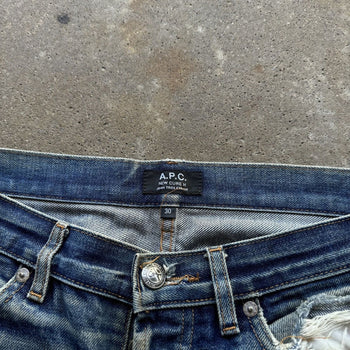 APC NEW CURE H JEAN TRES ETROIT THRASHED DENIM JEANS