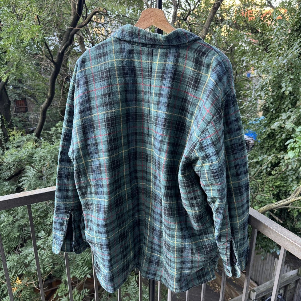 1990s Thrashed Faded Distressed Lined Flannel Shirt Jacket