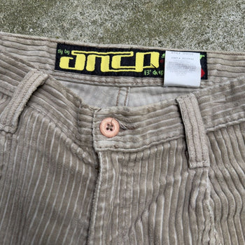 1990s JNCO 2031 STINGER CORDUROY SHORTS TAN