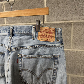 2000s Levi's 560 Baggy Thrashed Faded Jeans