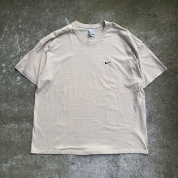 2000S NIKE MINI SWOOSH LOGO TEE BEIGE