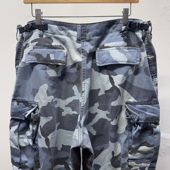 Vintage 2000s Faded Blue Camo Cargo Shorts