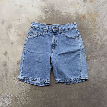 1990s LEVI’S 550 ORANGE TAB LIGHT WASH DENIM JEAN SHORTS JORTS