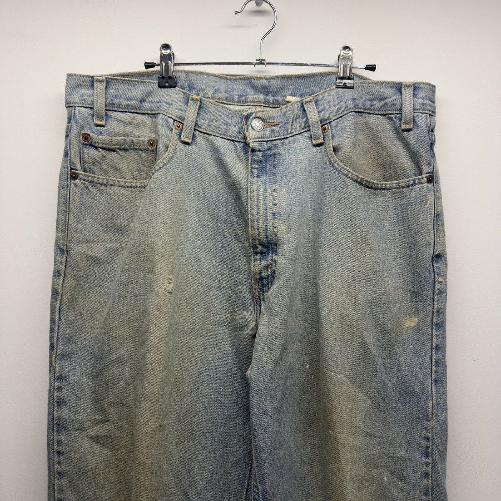 Vintage 2000s Levi's 550 Relaxed Jeans Faded Distressed