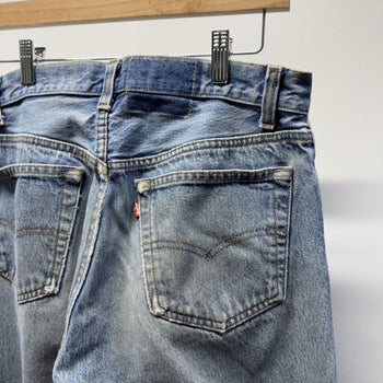 Vintage 2000s Levi's 501 Faded Distressed Jeans