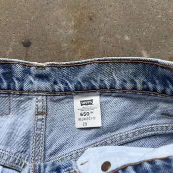 1990s LEVI’S 550 ORANGE TAB BAGGY DENIM SKATER JEAN SHORTS JORTS