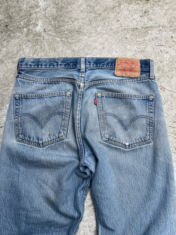 2000s THRASHED FADED LEVI’S 501XX DENIM JEANS