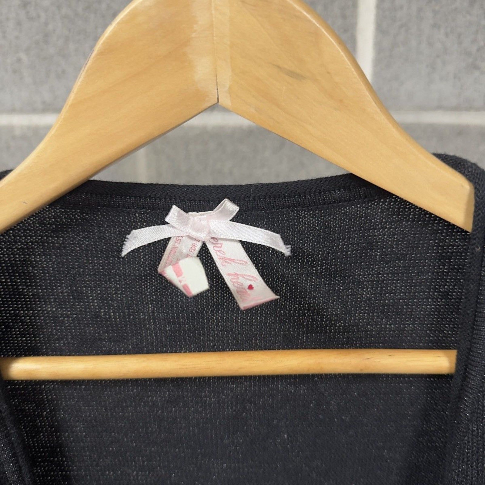 1990s Women's Metallic Cropped Tie Longsleeve Blouse Sweater