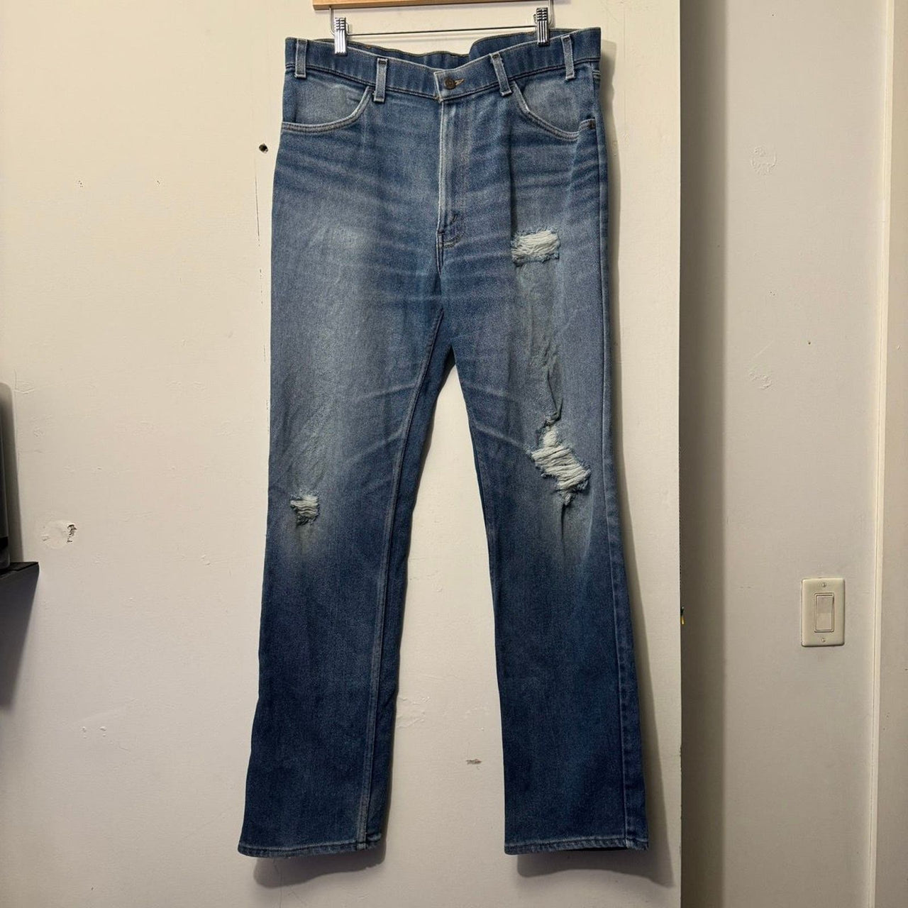 1990S THRASHED DISTRESSED FADED LEVI'S DENIM JEANS