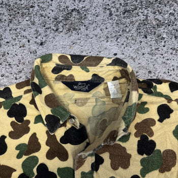 1980s WOOLRICH MOLESKIN DUCK CAMO HEAVY COTTON SHIRT