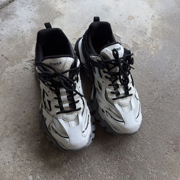 BALENCIAGA TRACK 2 RUNNER BLACK WHITE GREY SNEAKERS