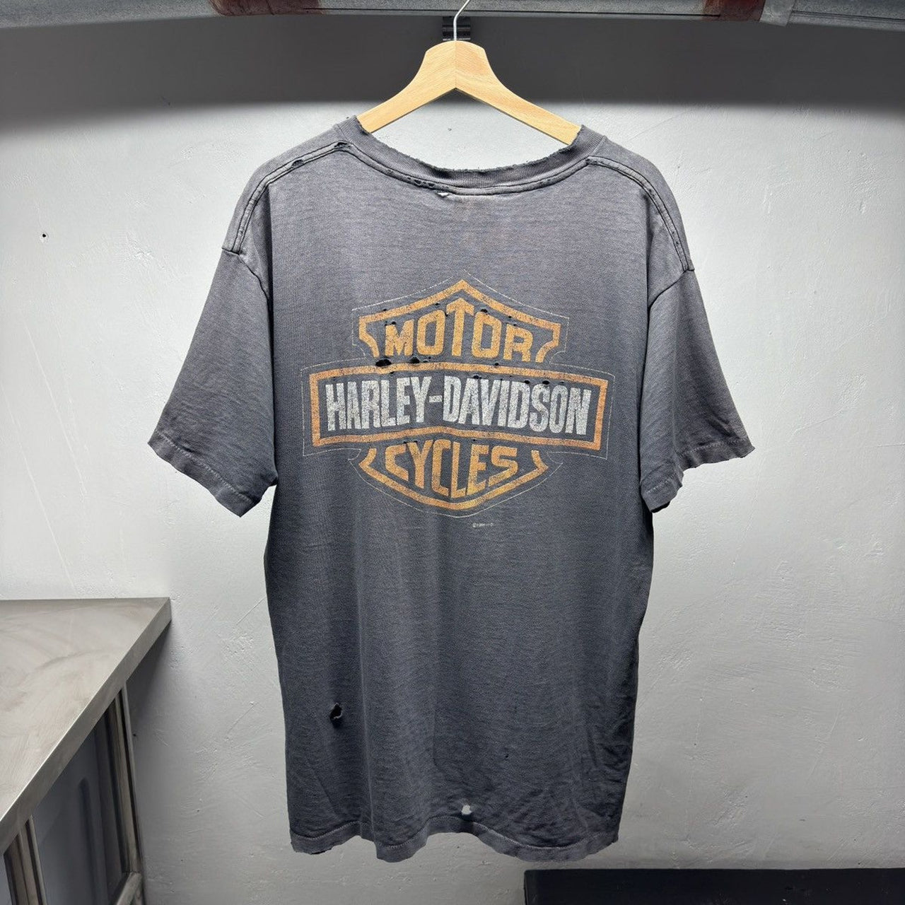 1990s Harley Davidson Thrashed Faded Distressed Tee