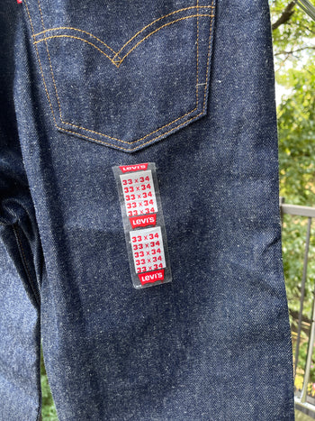 1990s LEVI’S 501XX MADE IN USA DENIM JEANS DEADSTOCK