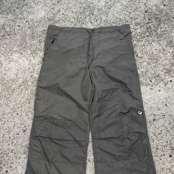 Pantalones anchos de nailon holgados con efecto cafeína de los años 90