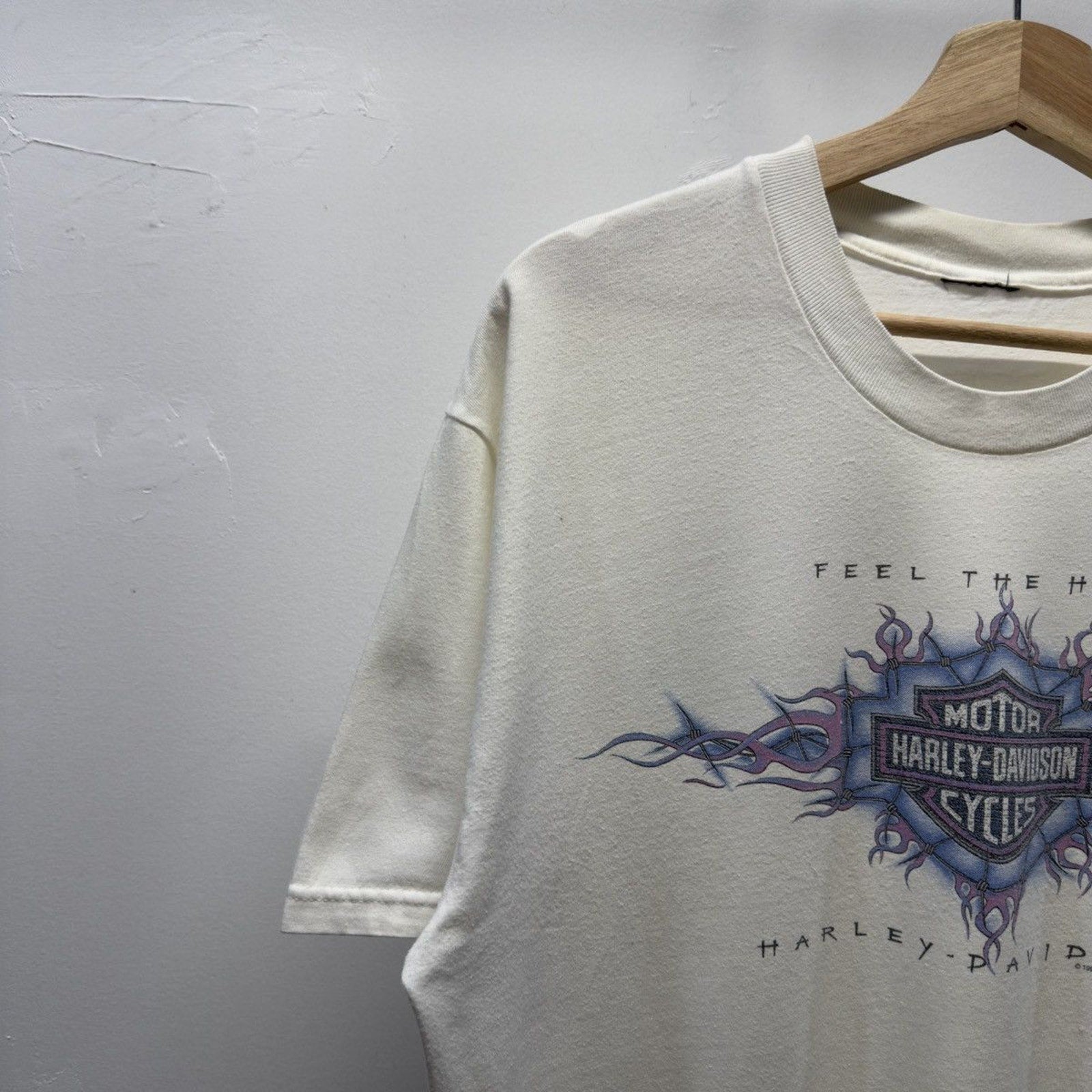 Vintage 1990s Harley Davidson Faded Feel The Heat Flame Tee