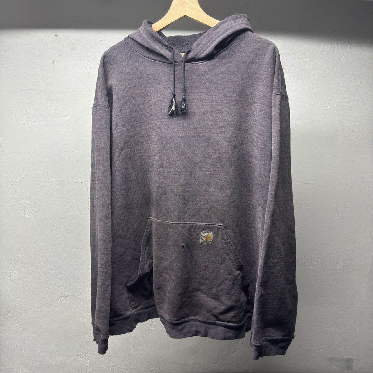 2000s Carhartt Thrashed Faded Distressed Hoodie