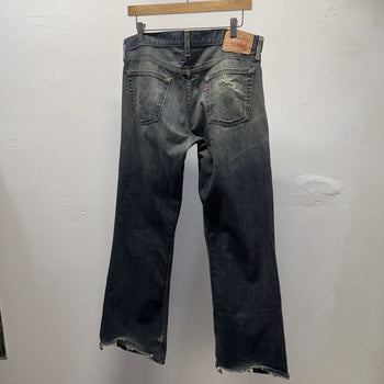 Vintage 2000s Levi’s 527 Low Bootcut Flare Faded Distressed Jeans