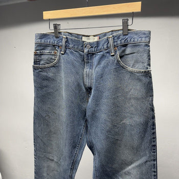 2000s Levi's 517 Faded Flare Jeans