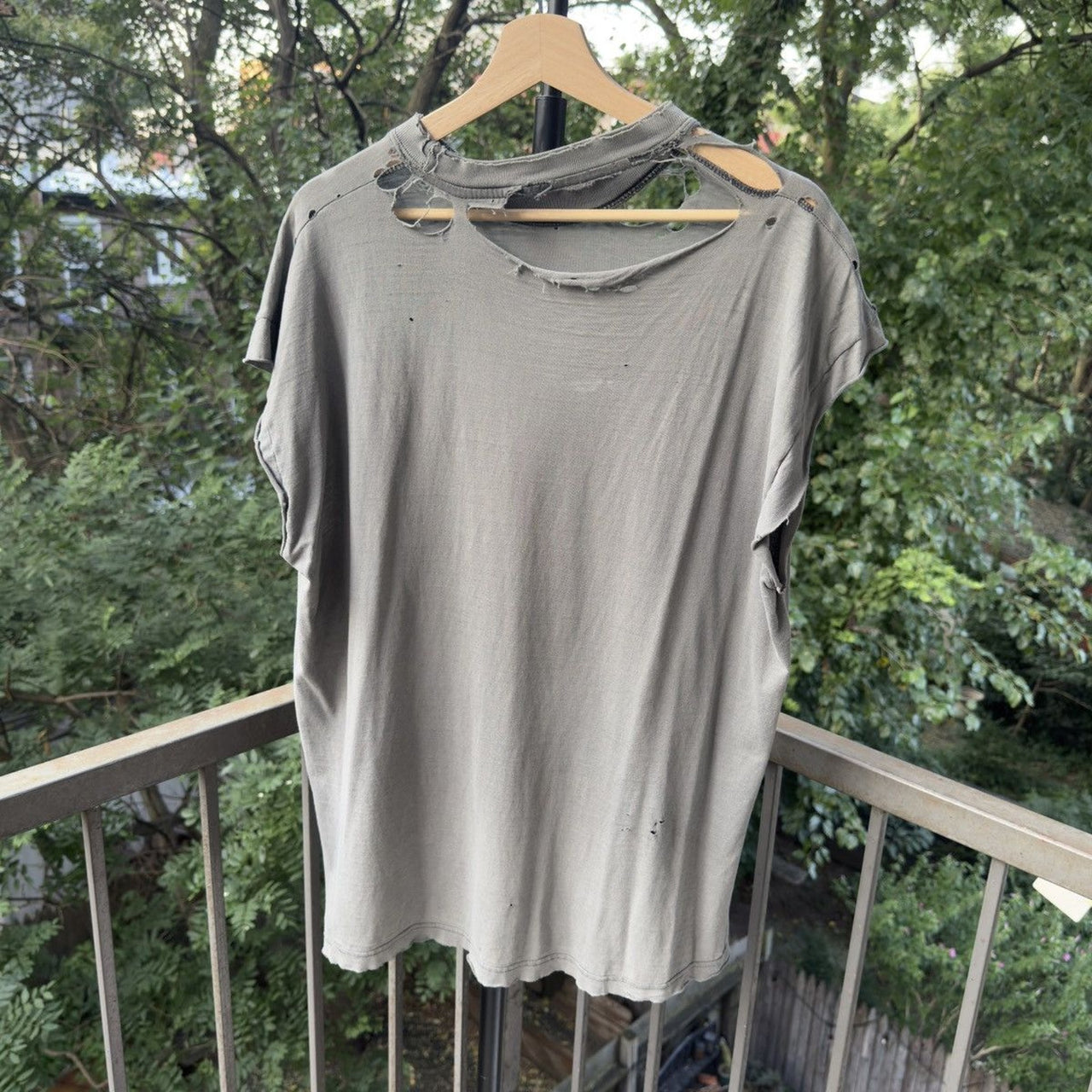 1990s Ramones Destroyed Tee