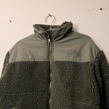 THE NORTH FACE DEEP PILE SHERPA REVERSIBLE NUPSTE JACKET