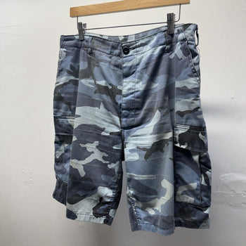 Vintage 2000s Faded Blue Camo Cargo Shorts