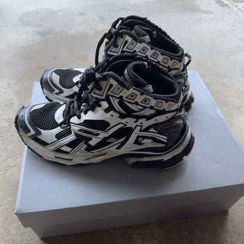 BALENCIAGA RUNNER HIGH TOP SNEAKERS WHITE BLACK