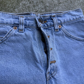 Vintage 1990s Levi's 950 Made in USA High Waisted Shorts