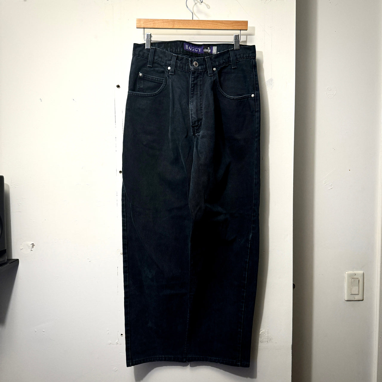 1990S LEVI'S SILVERTAB BAGGY BLACK DENIM JEANS