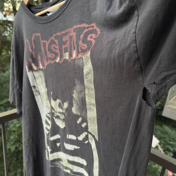 2000s Misfits Thrashed Band Tee