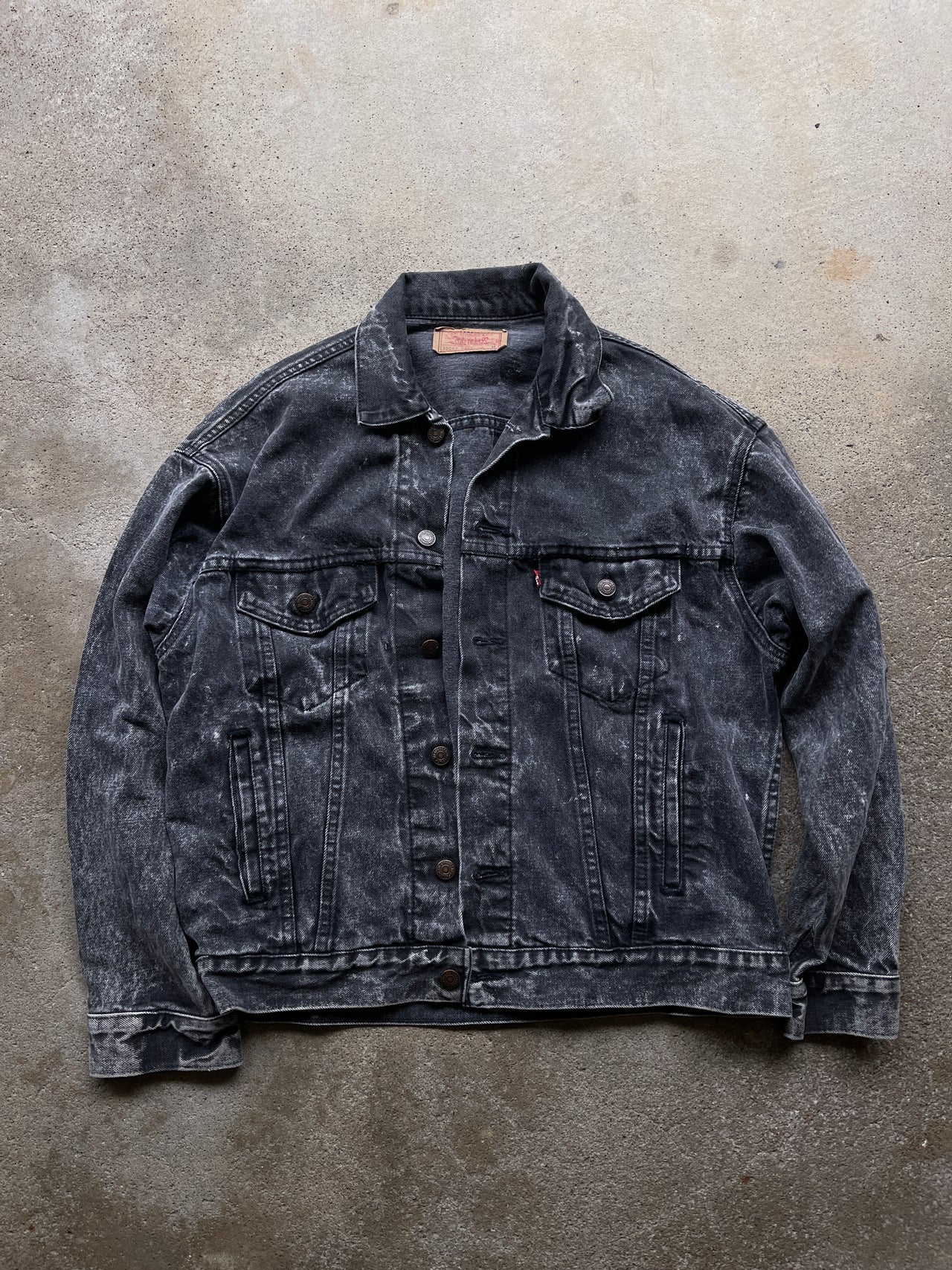 1990S LEVI’S BLACK STONE WASHED DENIM TRUCKER JACKET